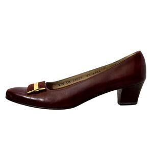 Salvatore Ferragamo Vara Bow Shoes Pumps Black Luxury Designer Size 7.5 AAAA 929